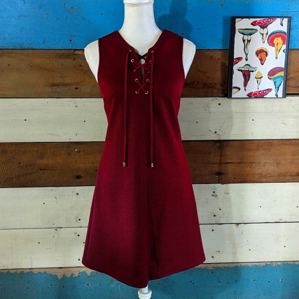 Black swan dress mauve dark red Sleeveless medium lace front boho quilted look D